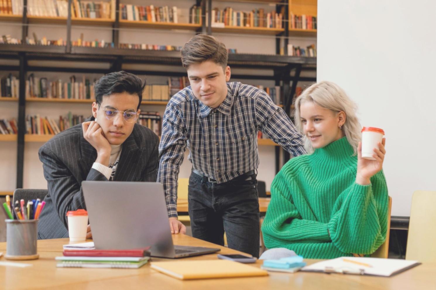 Espace de travail collaboratif pour formations financières